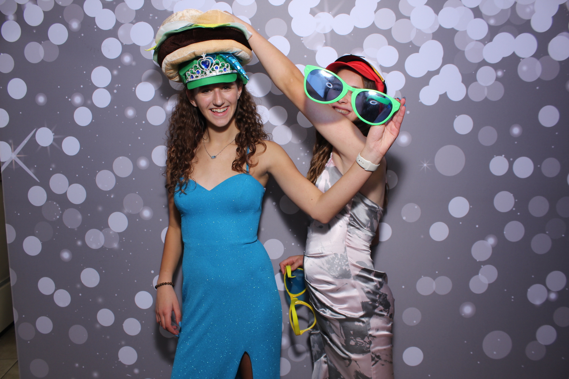 Butler County Homeschool Dance | View more photos from the event at gallery.photoboothcincy.com/u/PhotoBoothCincy/Butler-County-Homeschool-Dance