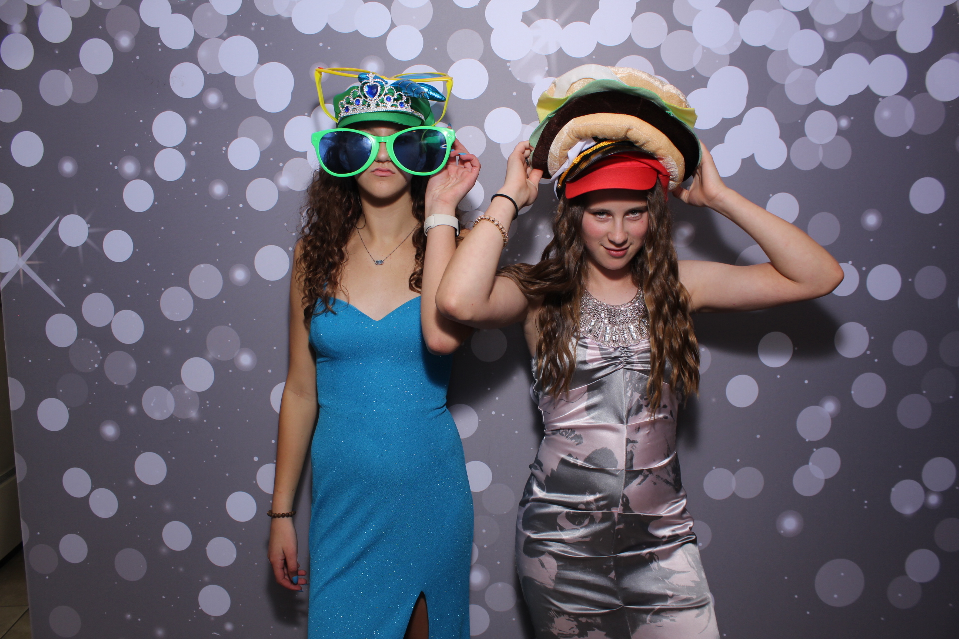 Butler County Homeschool Dance | View more photos from the event at gallery.photoboothcincy.com/u/PhotoBoothCincy/Butler-County-Homeschool-Dance