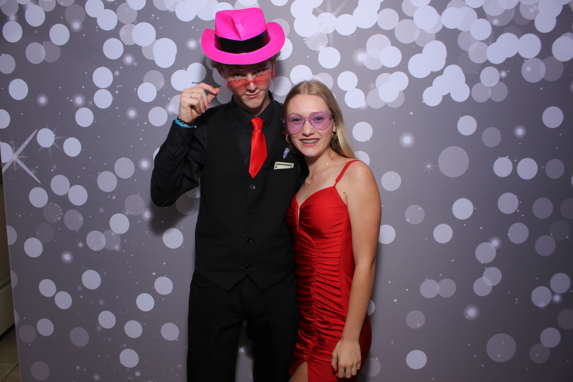 Butler County Homeschool Dance | View more photos from the event at gallery.photoboothcincy.com/u/PhotoBoothCincy/Butler-County-Homeschool-Dance
