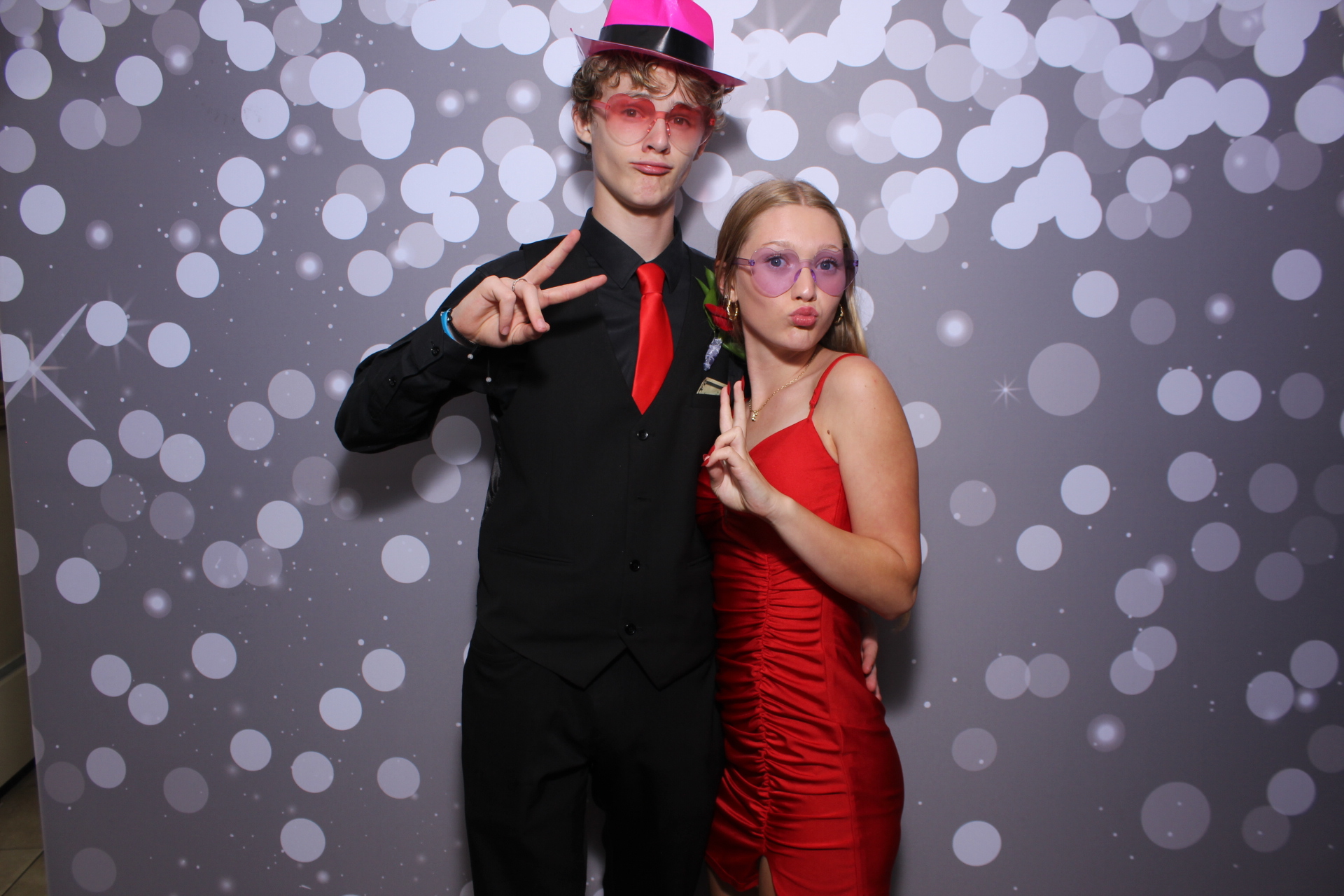 Butler County Homeschool Dance | View more photos from the event at gallery.photoboothcincy.com/u/PhotoBoothCincy/Butler-County-Homeschool-Dance