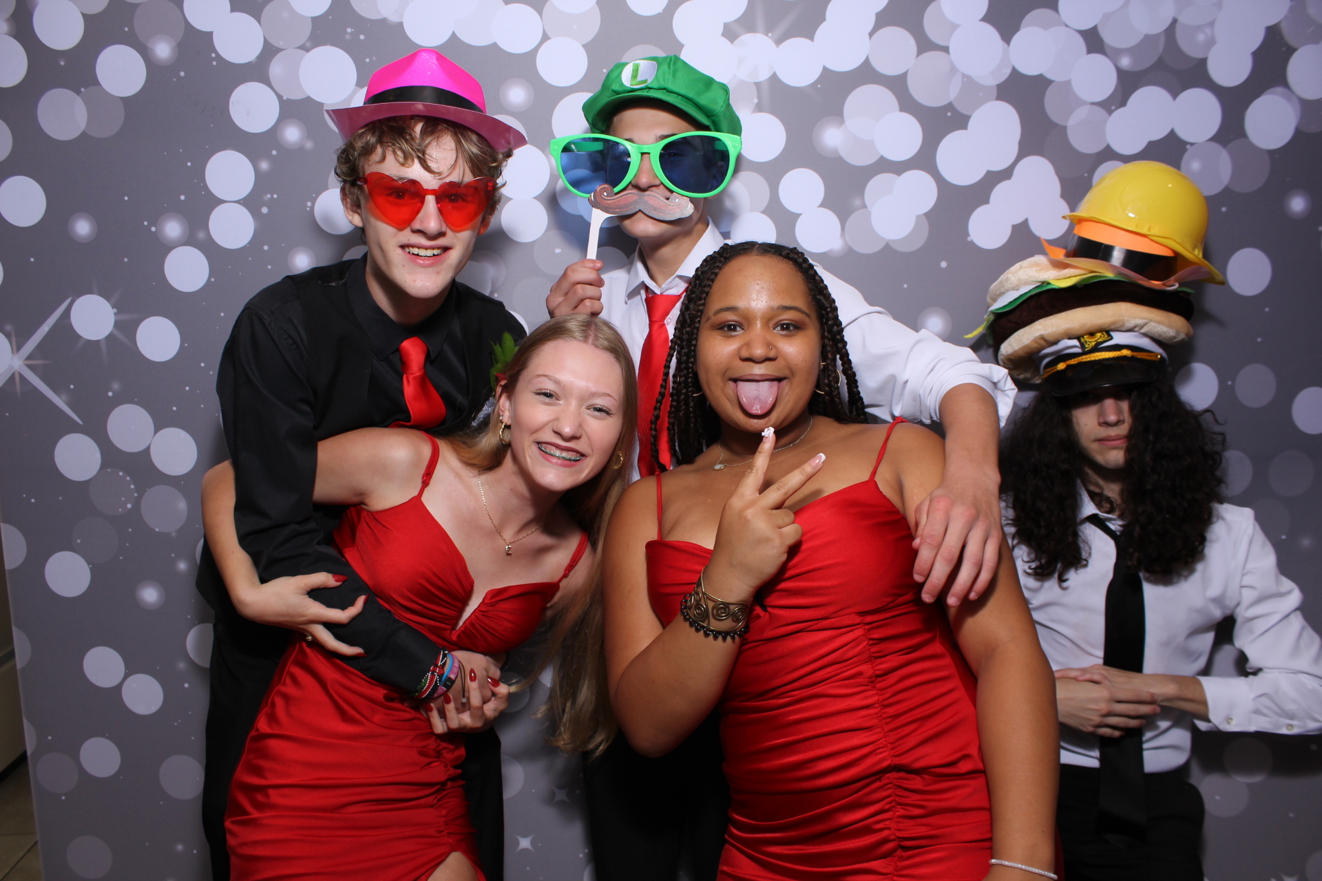 Butler County Homeschool Dance | View more photos from the event at gallery.photoboothcincy.com/u/PhotoBoothCincy/Butler-County-Homeschool-Dance