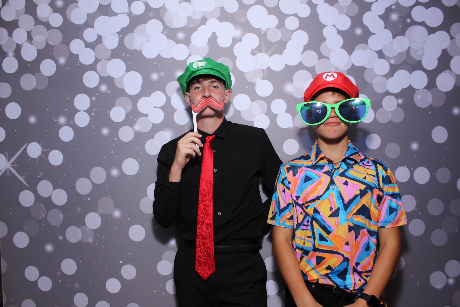 Butler County Homeschool Dance | View more photos from the event at gallery.photoboothcincy.com/u/PhotoBoothCincy/Butler-County-Homeschool-Dance