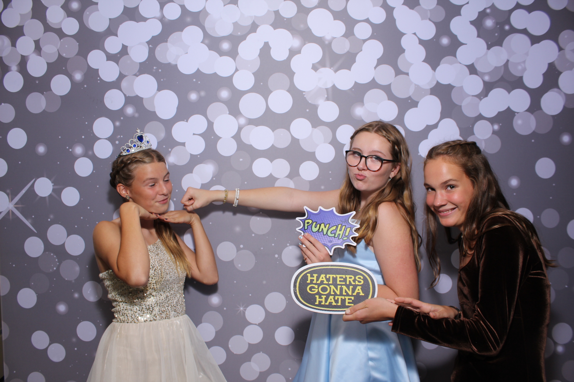 Butler County Homeschool Dance | View more photos from the event at gallery.photoboothcincy.com/u/PhotoBoothCincy/Butler-County-Homeschool-Dance