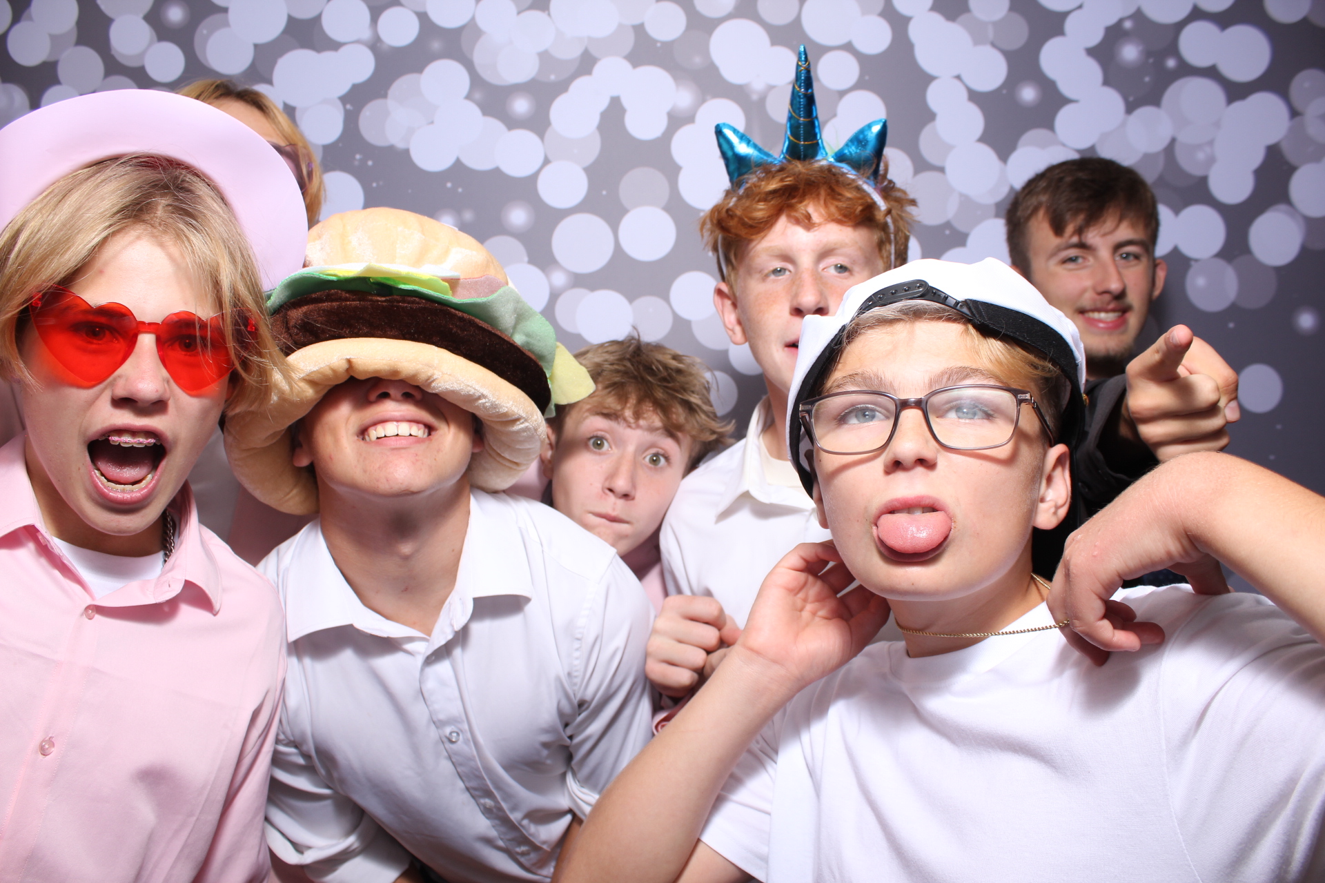 Butler County Homeschool Dance | View more photos from the event at gallery.photoboothcincy.com/u/PhotoBoothCincy/Butler-County-Homeschool-Dance