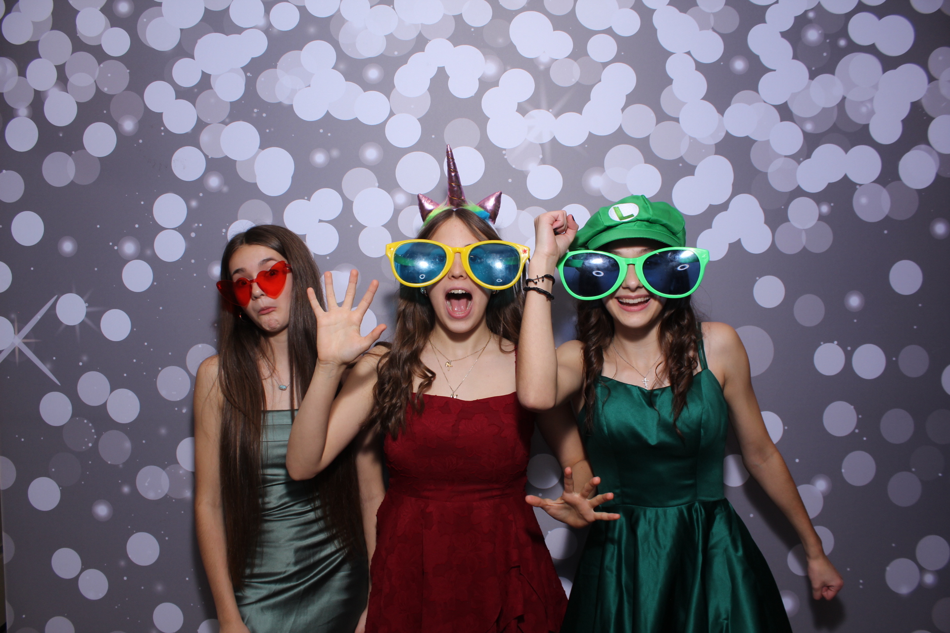 Butler County Homeschool Dance | View more photos from the event at gallery.photoboothcincy.com/u/PhotoBoothCincy/Butler-County-Homeschool-Dance