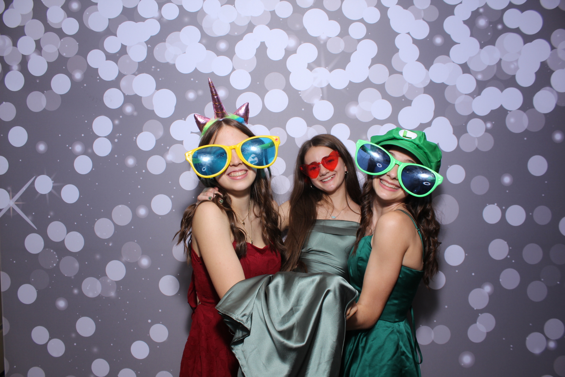 Butler County Homeschool Dance | View more photos from the event at gallery.photoboothcincy.com/u/PhotoBoothCincy/Butler-County-Homeschool-Dance