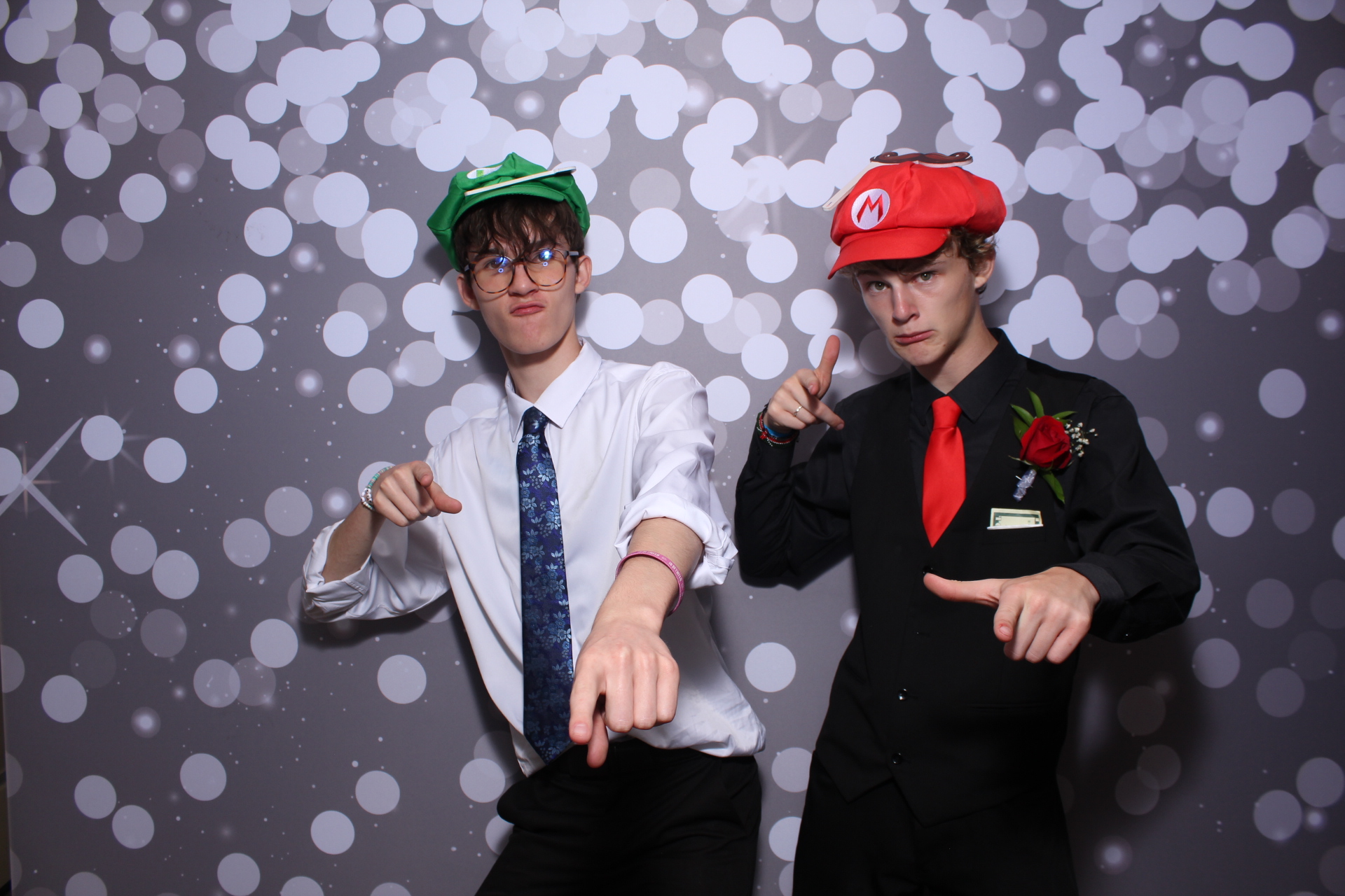 Butler County Homeschool Dance | View more photos from the event at gallery.photoboothcincy.com/u/PhotoBoothCincy/Butler-County-Homeschool-Dance