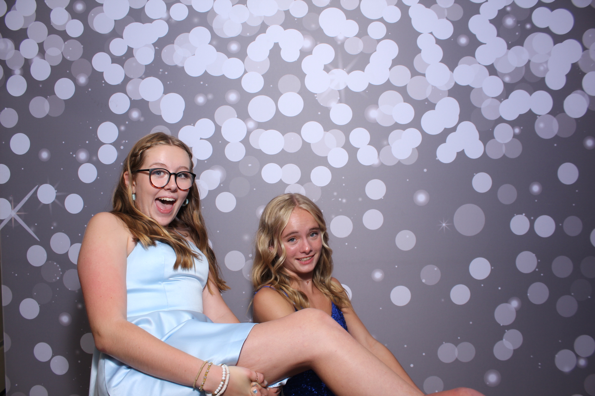 Butler County Homeschool Dance | View more photos from the event at gallery.photoboothcincy.com/u/PhotoBoothCincy/Butler-County-Homeschool-Dance