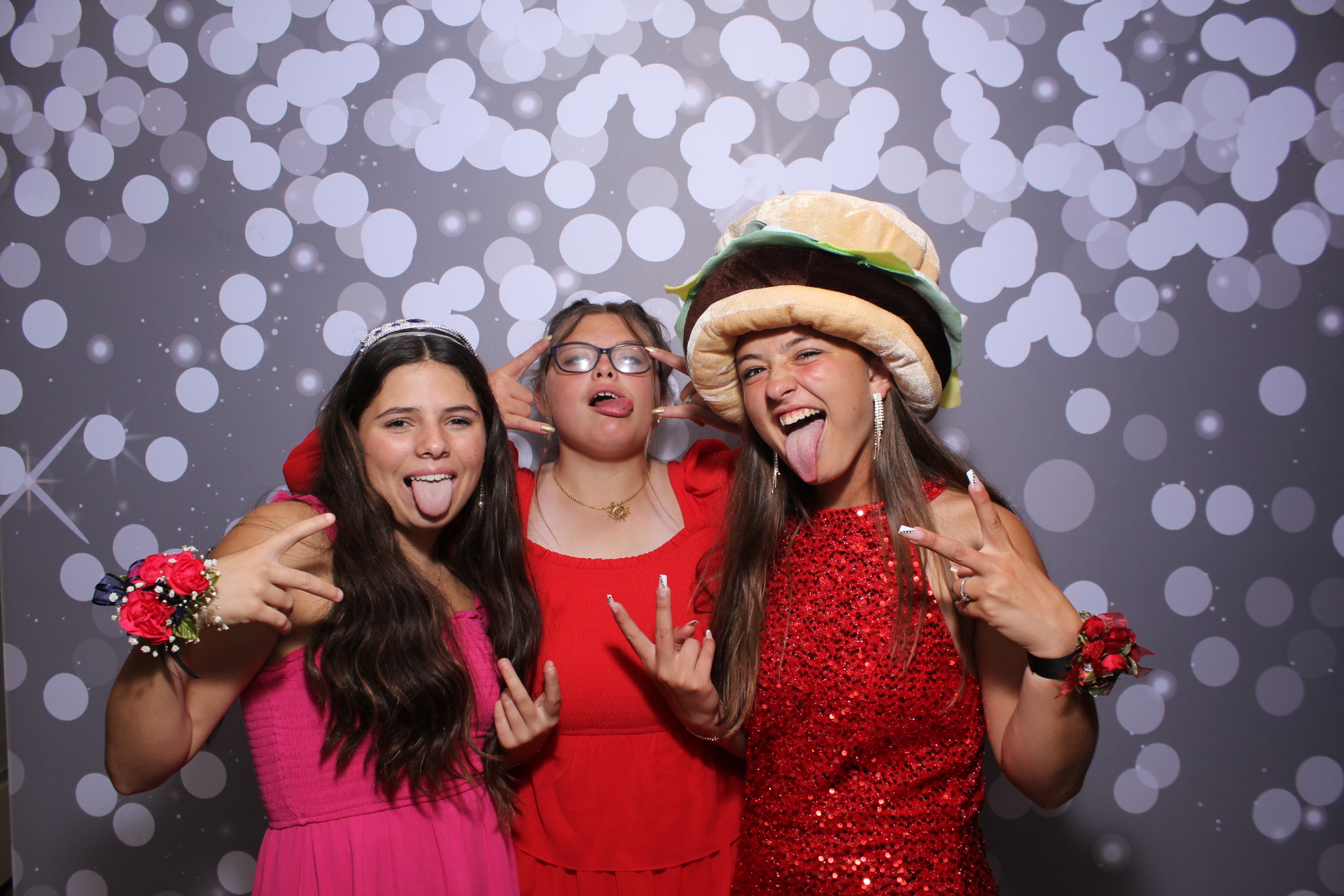 Butler County Homeschool Dance | View more photos from the event at gallery.photoboothcincy.com/u/PhotoBoothCincy/Butler-County-Homeschool-Dance