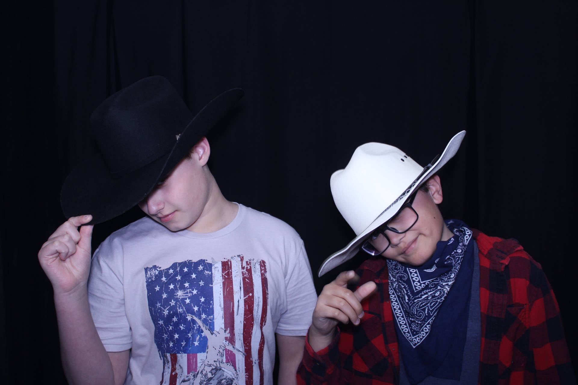 CHESS Yee-Haw | View more photos from the event at gallery.photoboothcincy.com/u/PhotoBoothCincy/CHESS-Yee-Haw