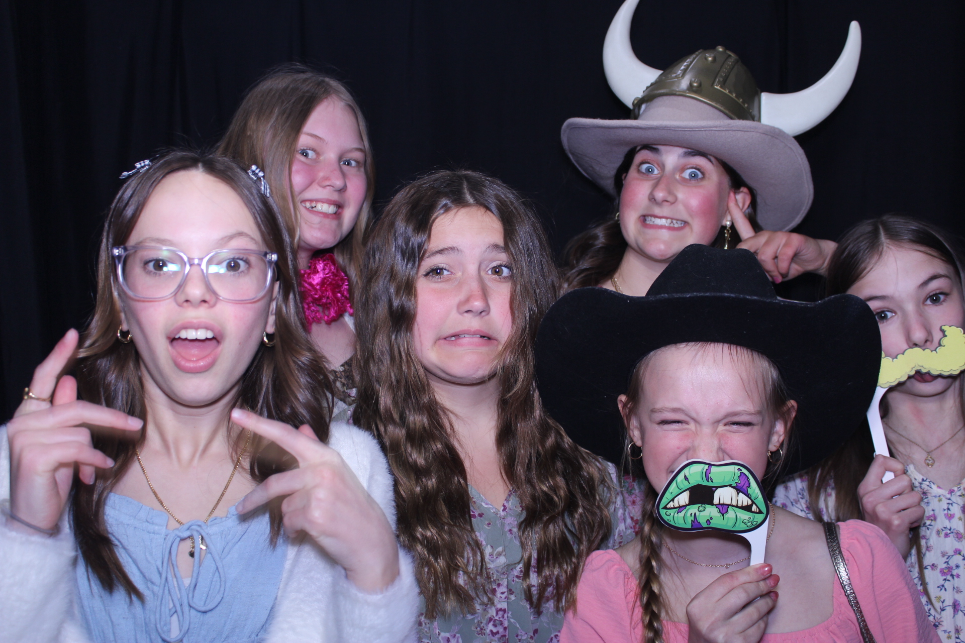 CHESS Yee-Haw | View more photos from the event at gallery.photoboothcincy.com/u/PhotoBoothCincy/CHESS-Yee-Haw