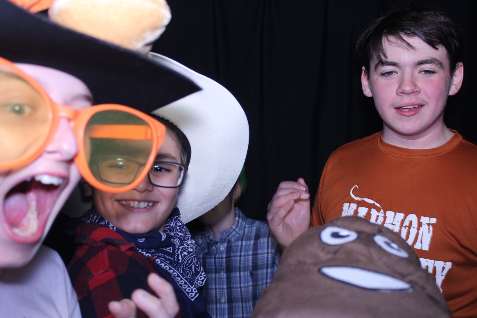 CHESS Yee-Haw | View more photos from the event at gallery.photoboothcincy.com/u/PhotoBoothCincy/CHESS-Yee-Haw