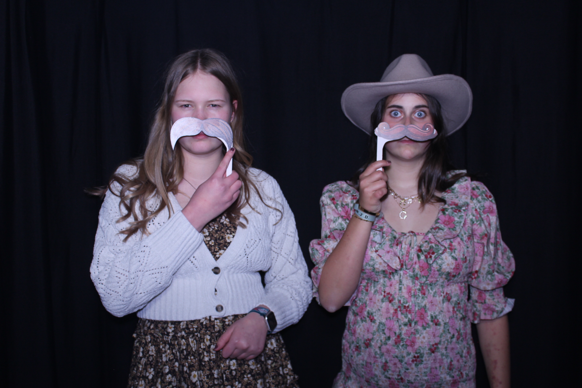 CHESS Yee-Haw | View more photos from the event at gallery.photoboothcincy.com/u/PhotoBoothCincy/CHESS-Yee-Haw