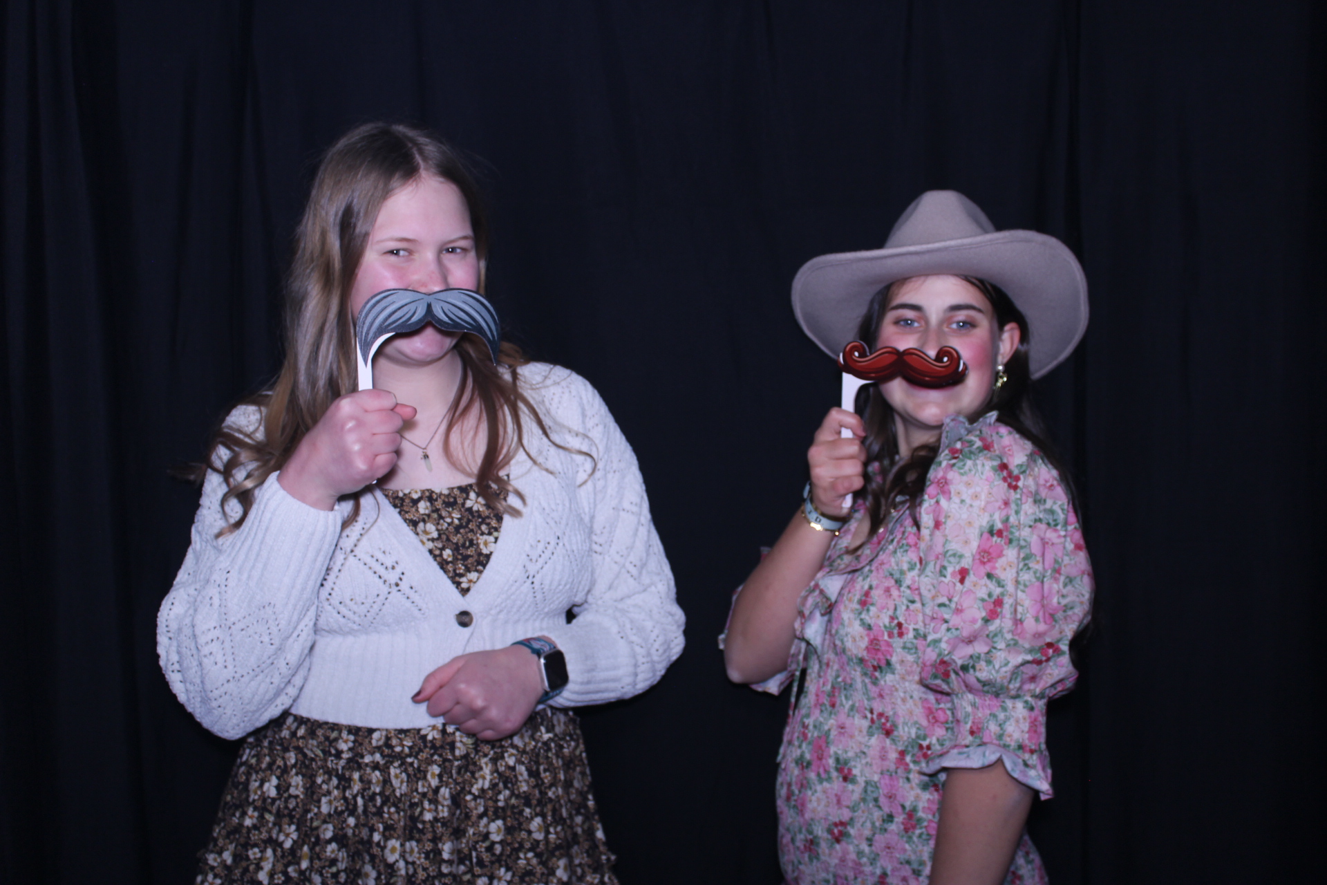 CHESS Yee-Haw | View more photos from the event at gallery.photoboothcincy.com/u/PhotoBoothCincy/CHESS-Yee-Haw