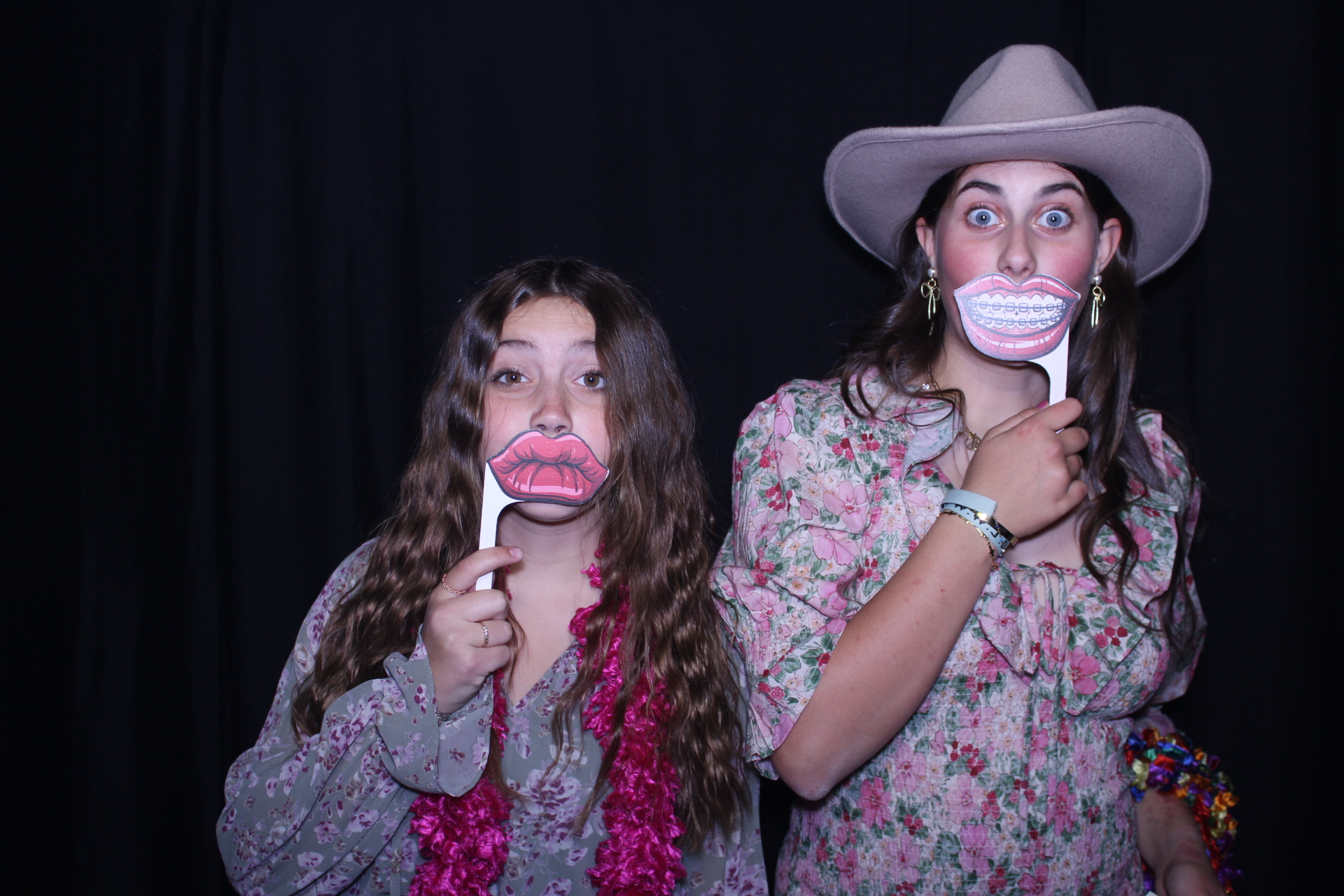 CHESS Yee-Haw | View more photos from the event at gallery.photoboothcincy.com/u/PhotoBoothCincy/CHESS-Yee-Haw