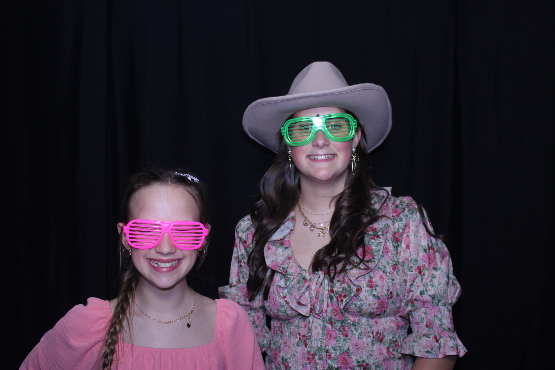 CHESS Yee-Haw | View more photos from the event at gallery.photoboothcincy.com/u/PhotoBoothCincy/CHESS-Yee-Haw