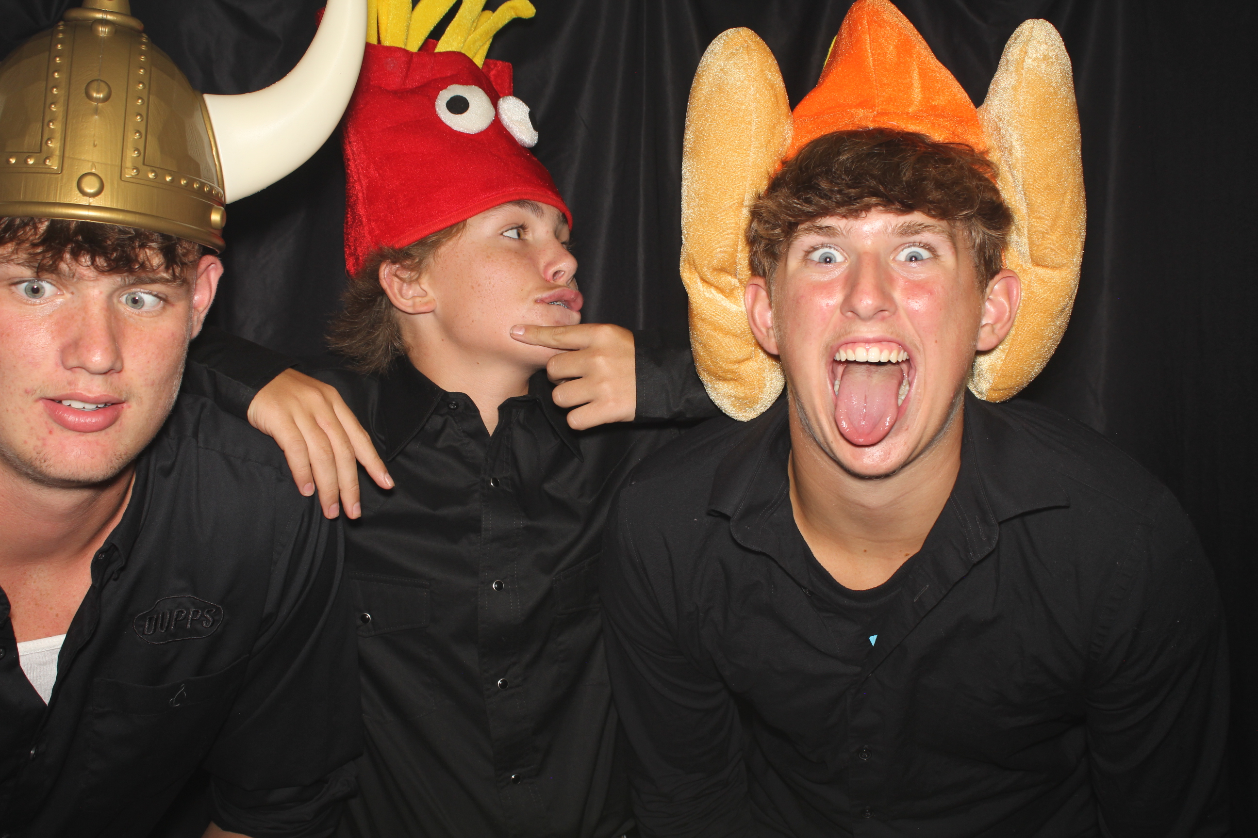 Camila Quinceanera | View more photos from the event at gallery.photoboothcincy.com/u/PhotoBoothCincy/Camila-Quinceanera