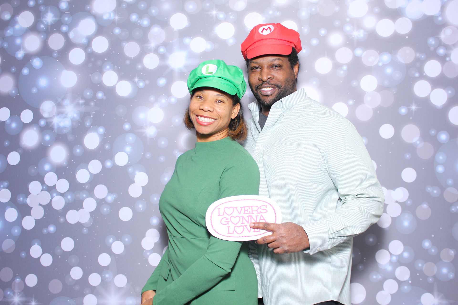 Capgemini Holiday Party | View more photos from the event at gallery.photoboothcincy.com/u/PhotoBoothCincy/Capgemini-Holiday-Party-1