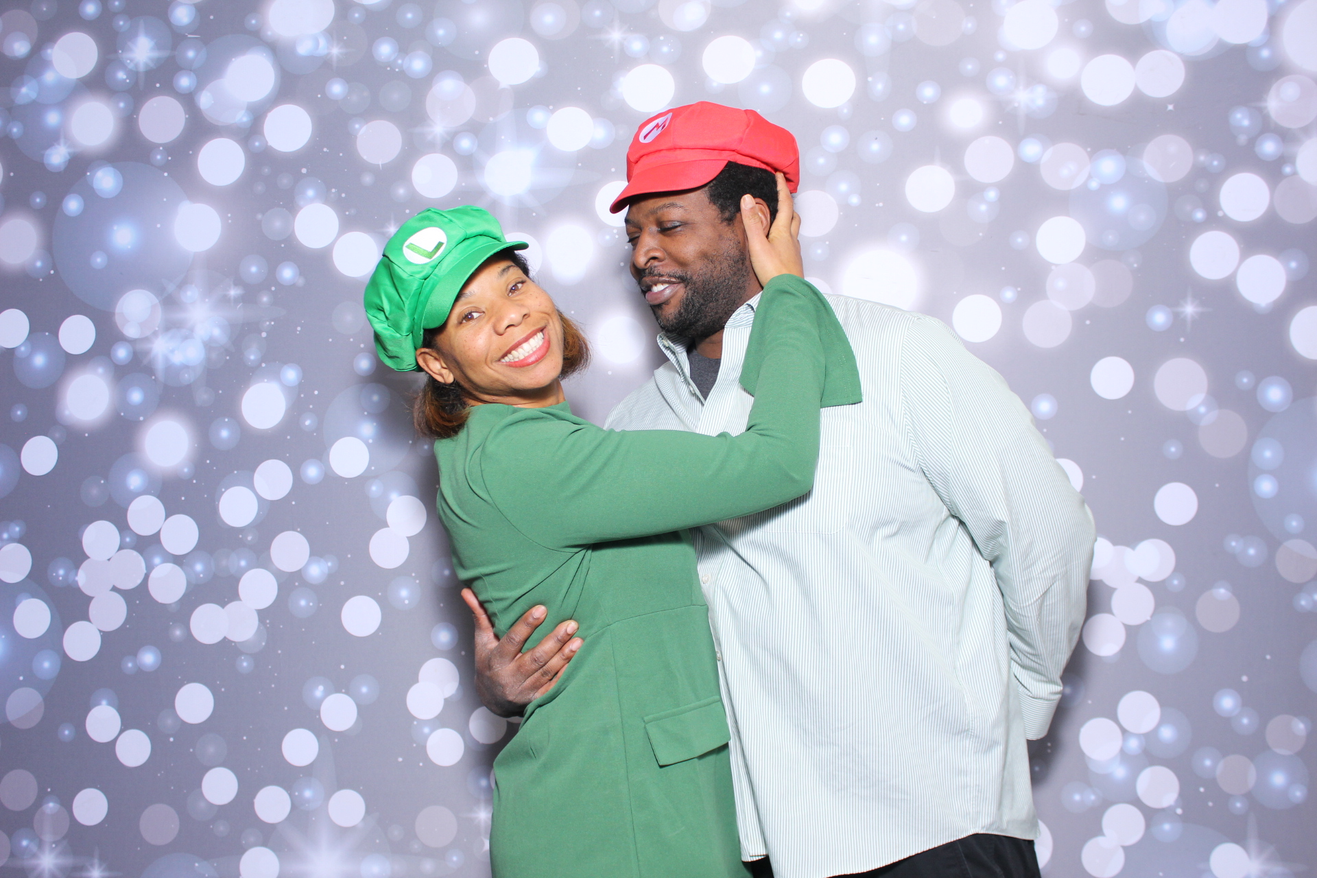 Capgemini Holiday Party | View more photos from the event at gallery.photoboothcincy.com/u/PhotoBoothCincy/Capgemini-Holiday-Party-1