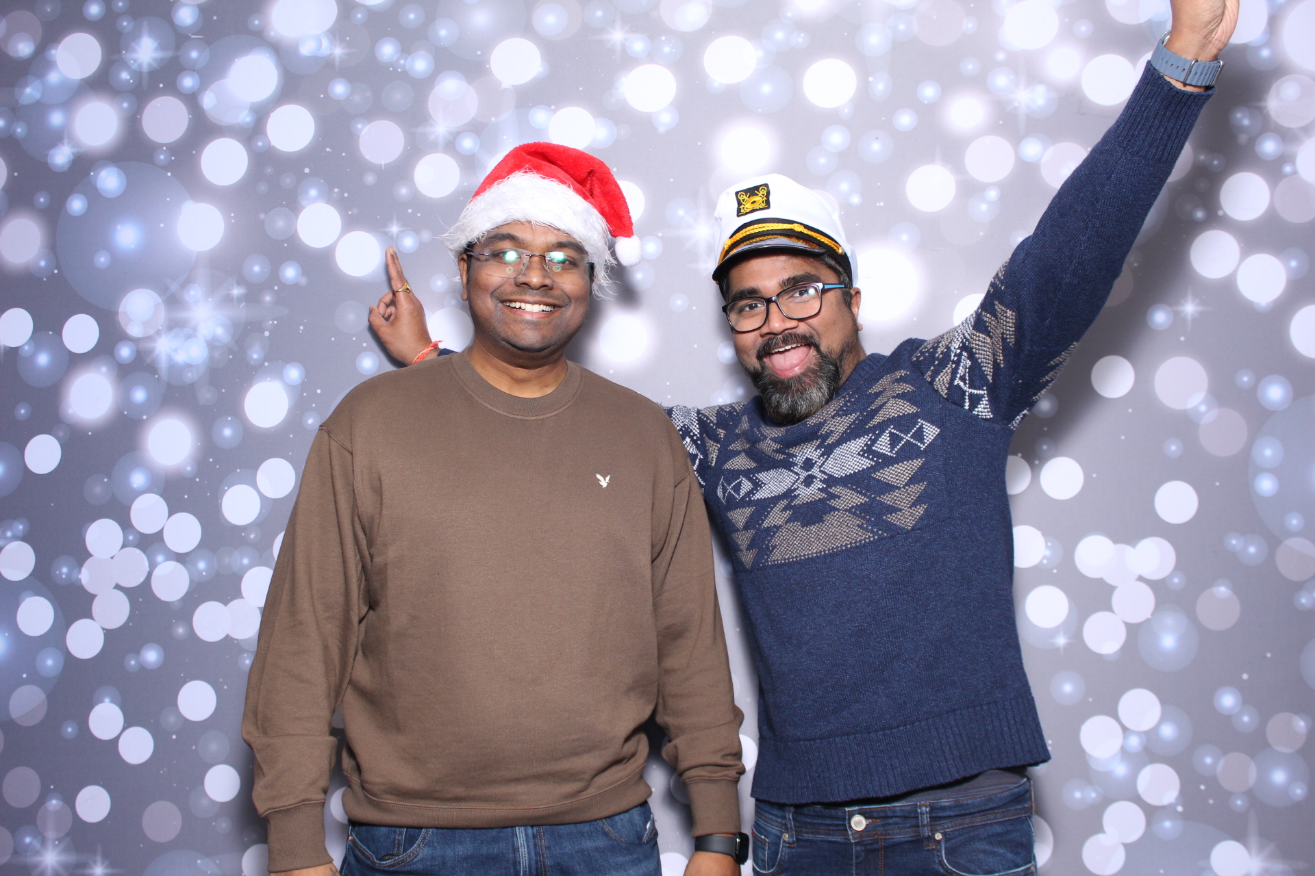 Capgemini Holiday Party | View more photos from the event at gallery.photoboothcincy.com/u/PhotoBoothCincy/Capgemini-Holiday-Party-1