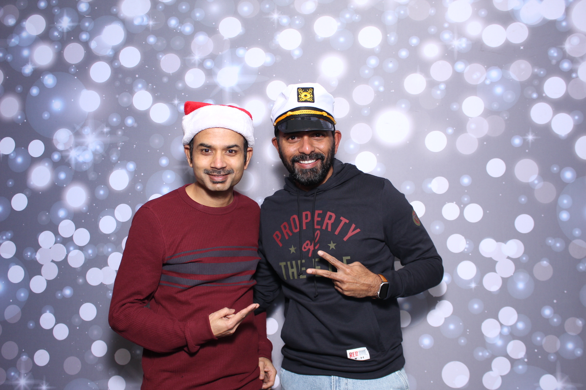 Capgemini Holiday Party | View more photos from the event at gallery.photoboothcincy.com/u/PhotoBoothCincy/Capgemini-Holiday-Party-1