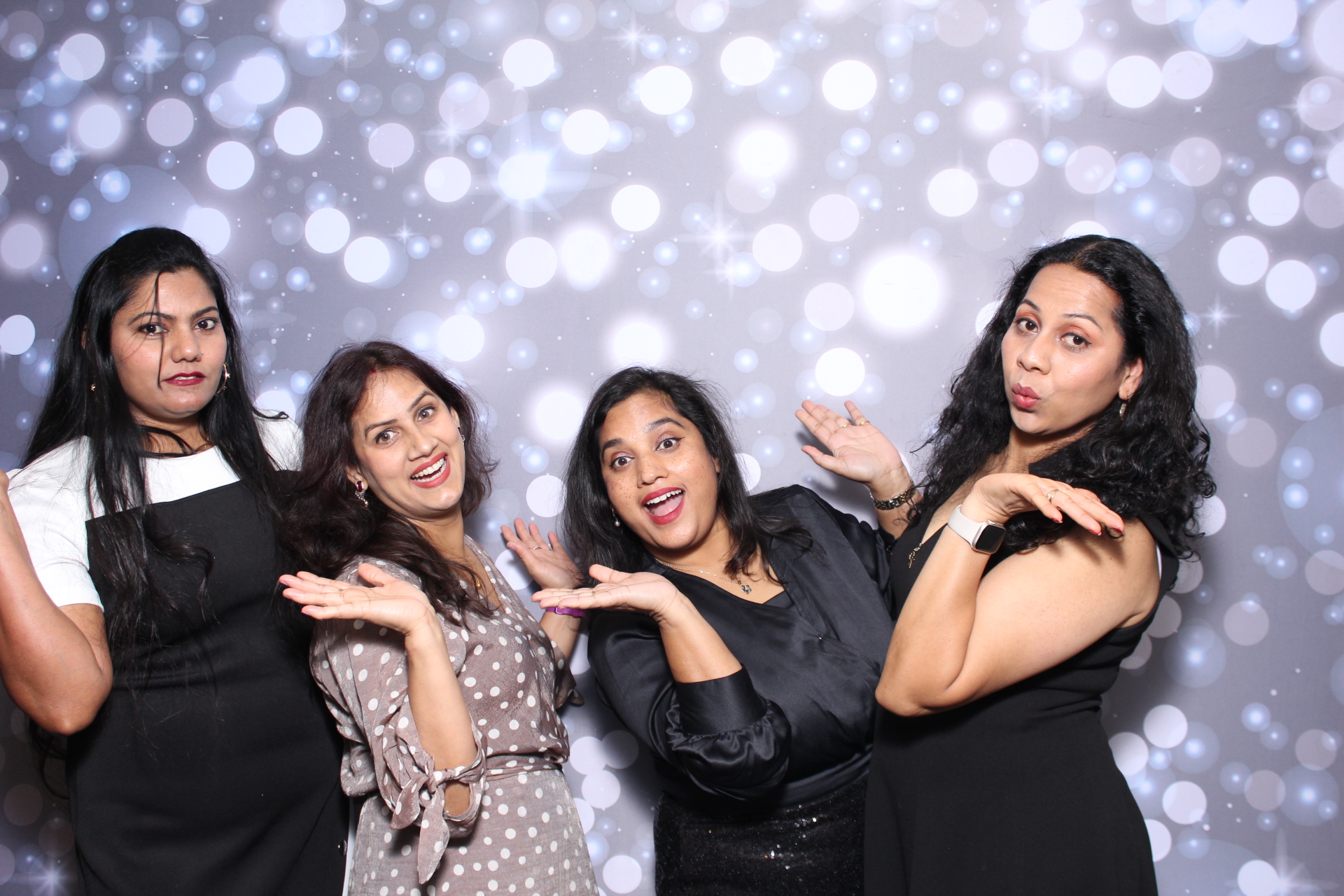 Capgemini Holiday Party | View more photos from the event at gallery.photoboothcincy.com/u/PhotoBoothCincy/Capgemini-Holiday-Party-1