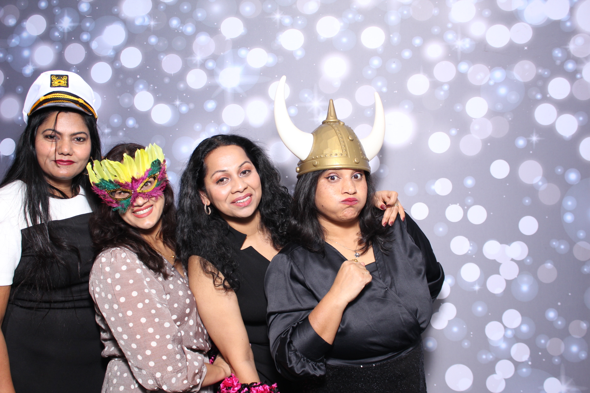 Capgemini Holiday Party | View more photos from the event at gallery.photoboothcincy.com/u/PhotoBoothCincy/Capgemini-Holiday-Party-1