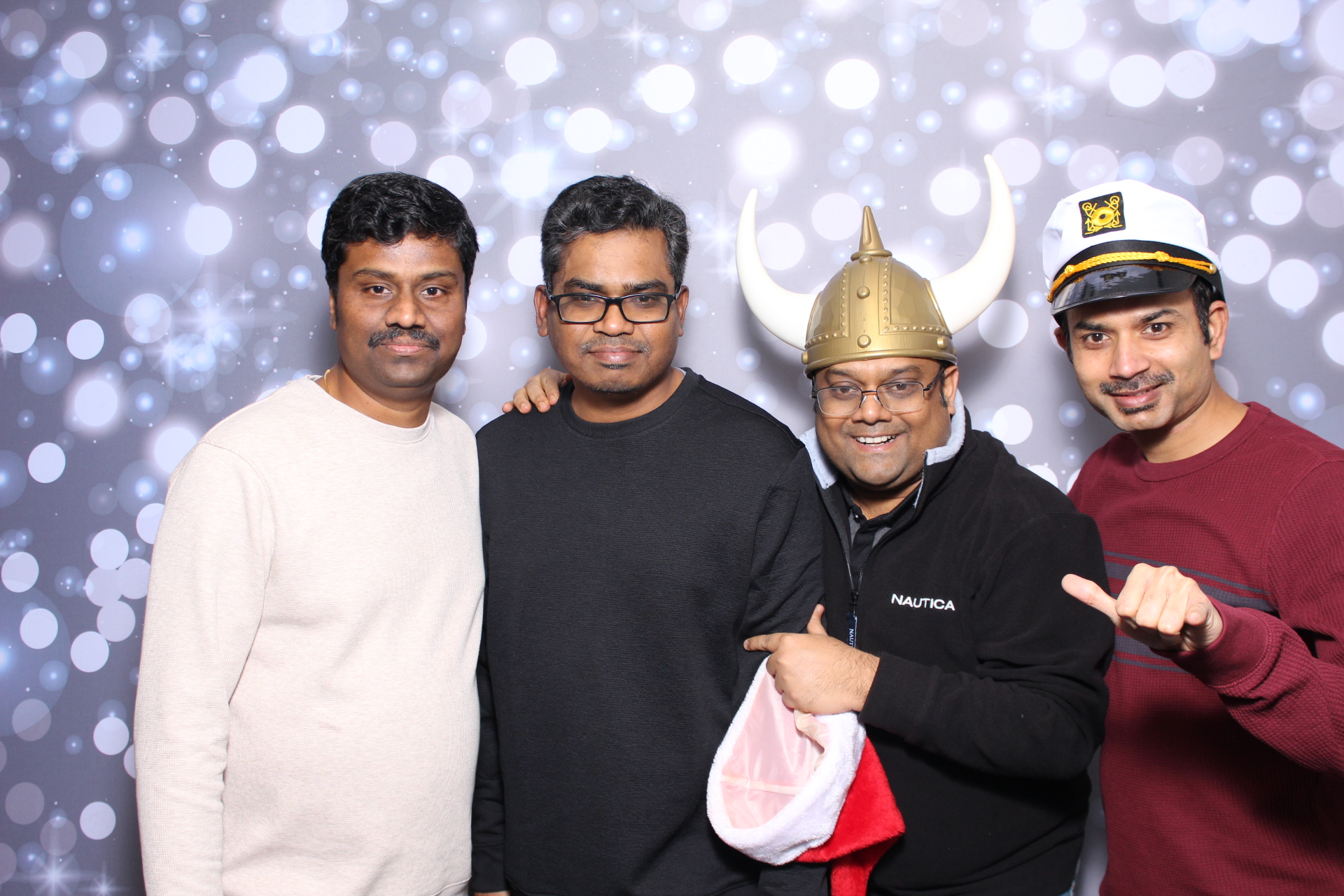 Capgemini Holiday Party | View more photos from the event at gallery.photoboothcincy.com/u/PhotoBoothCincy/Capgemini-Holiday-Party-1