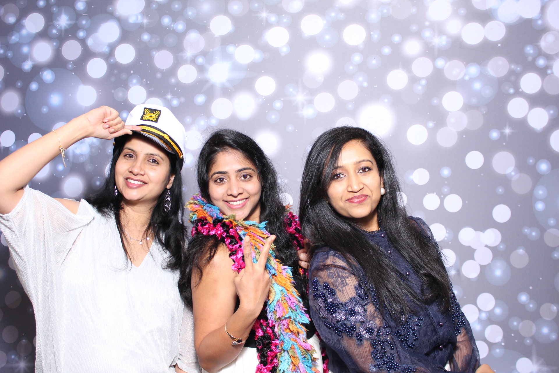 Capgemini Holiday Party | View more photos from the event at gallery.photoboothcincy.com/u/PhotoBoothCincy/Capgemini-Holiday-Party-1