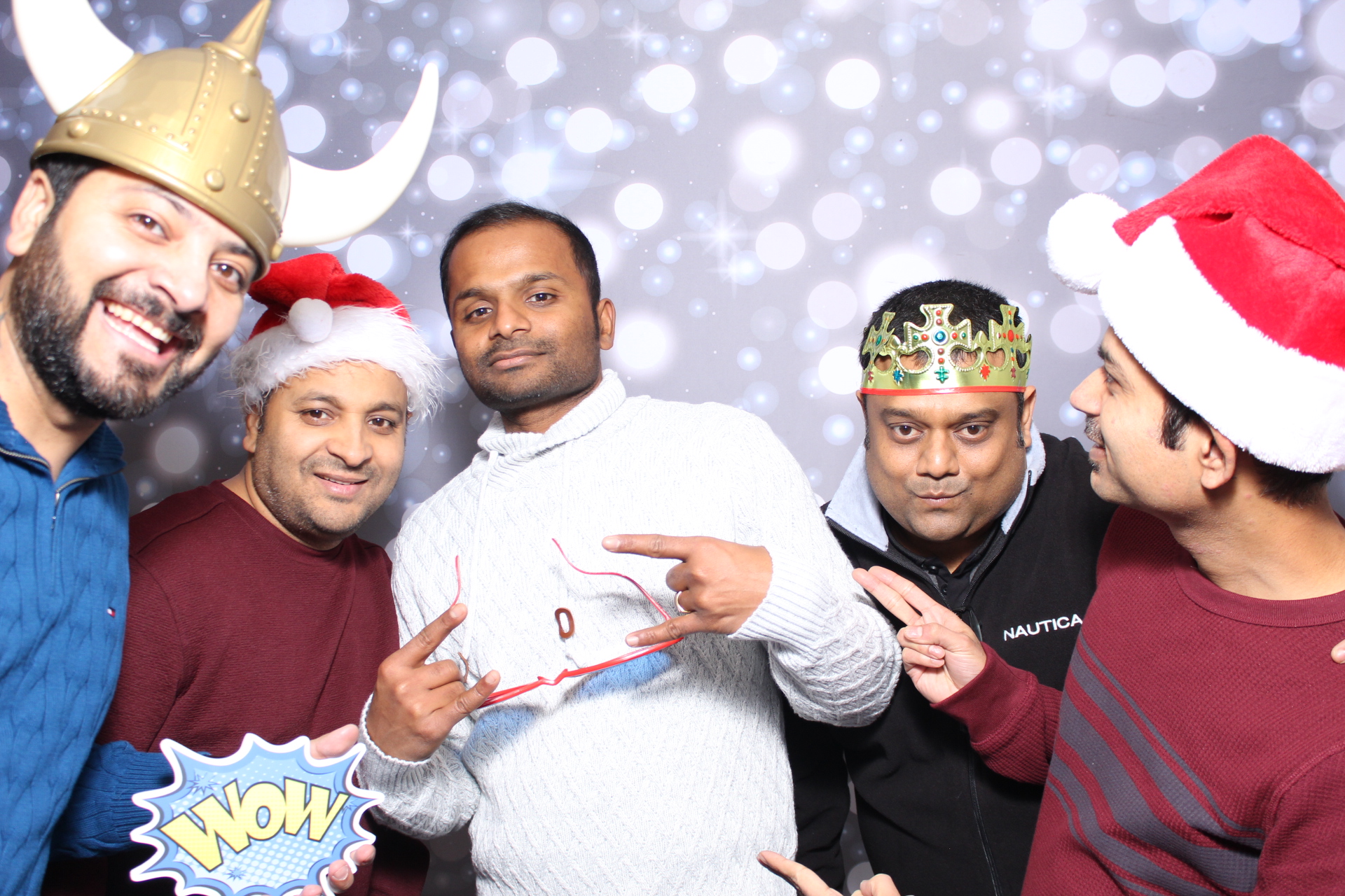 Capgemini Holiday Party | View more photos from the event at gallery.photoboothcincy.com/u/PhotoBoothCincy/Capgemini-Holiday-Party-1