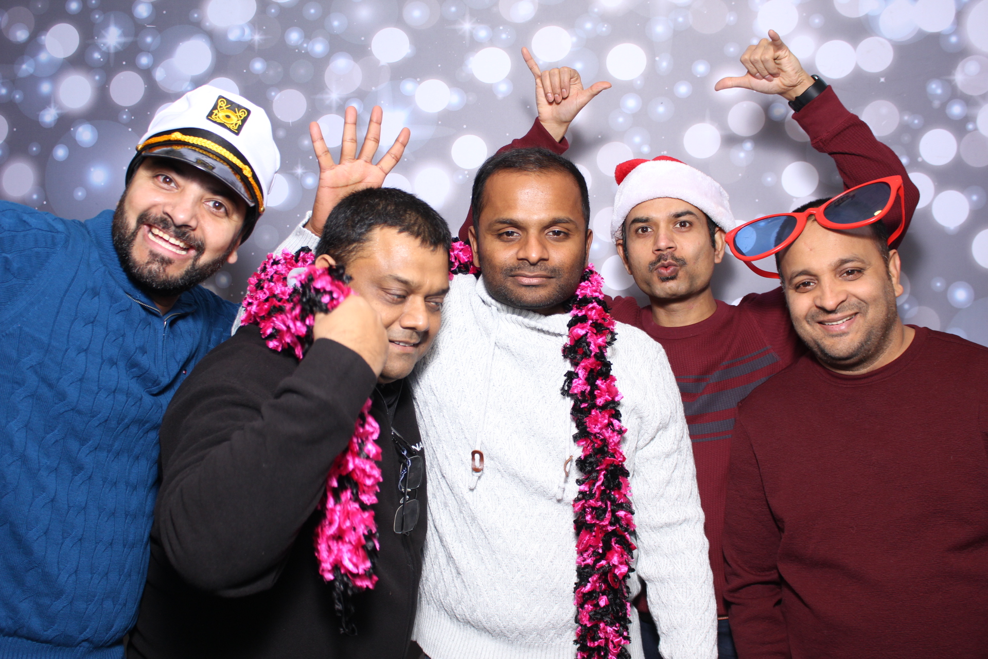 Capgemini Holiday Party | View more photos from the event at gallery.photoboothcincy.com/u/PhotoBoothCincy/Capgemini-Holiday-Party-1