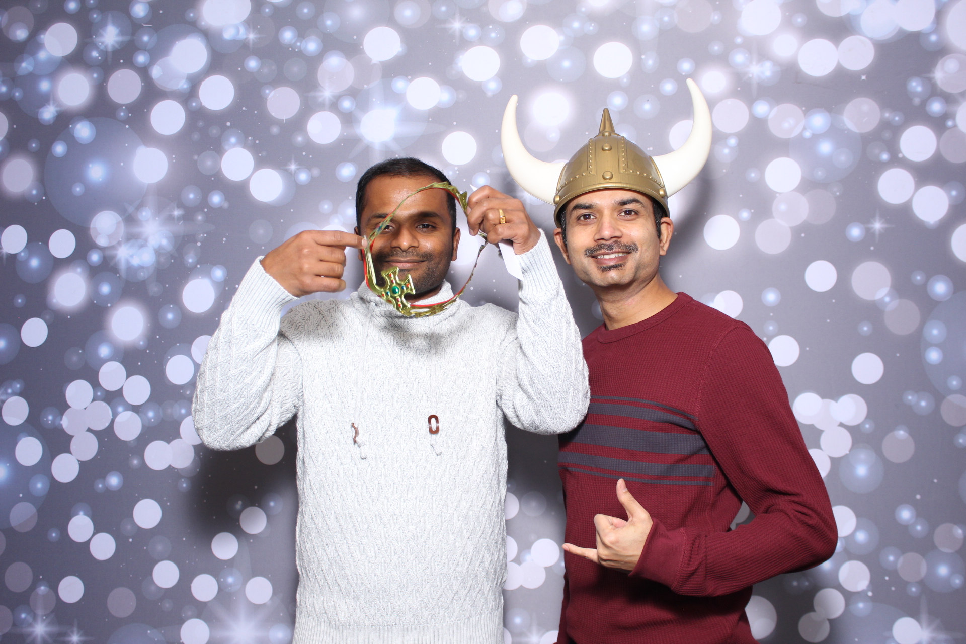Capgemini Holiday Party | View more photos from the event at gallery.photoboothcincy.com/u/PhotoBoothCincy/Capgemini-Holiday-Party-1
