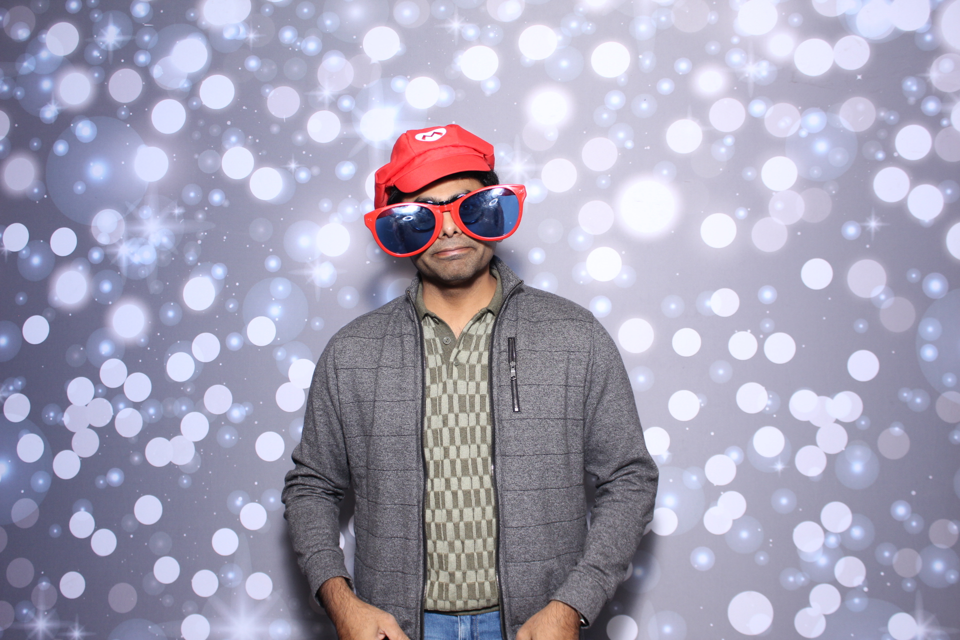 Capgemini Holiday Party | View more photos from the event at gallery.photoboothcincy.com/u/PhotoBoothCincy/Capgemini-Holiday-Party-1