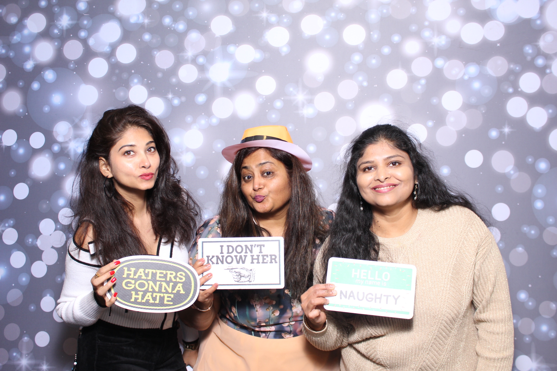 Capgemini Holiday Party | View more photos from the event at gallery.photoboothcincy.com/u/PhotoBoothCincy/Capgemini-Holiday-Party-1