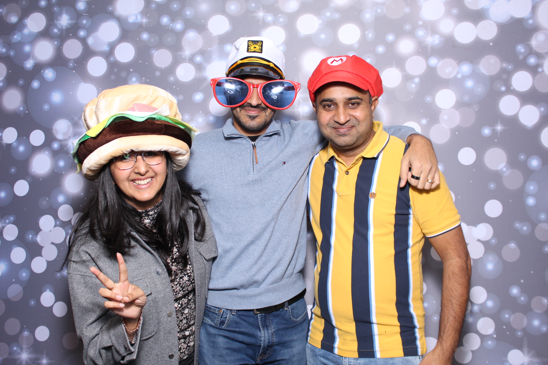 Capgemini Holiday Party | View more photos from the event at gallery.photoboothcincy.com/u/PhotoBoothCincy/Capgemini-Holiday-Party-1