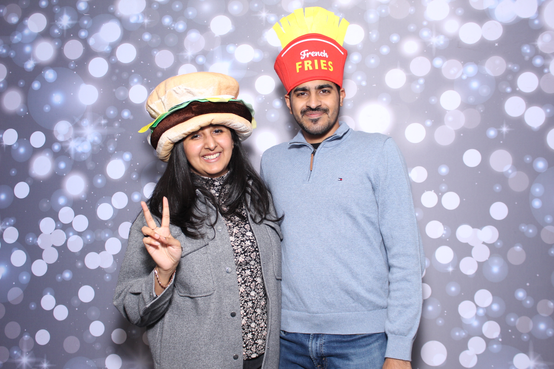 Capgemini Holiday Party | View more photos from the event at gallery.photoboothcincy.com/u/PhotoBoothCincy/Capgemini-Holiday-Party-1