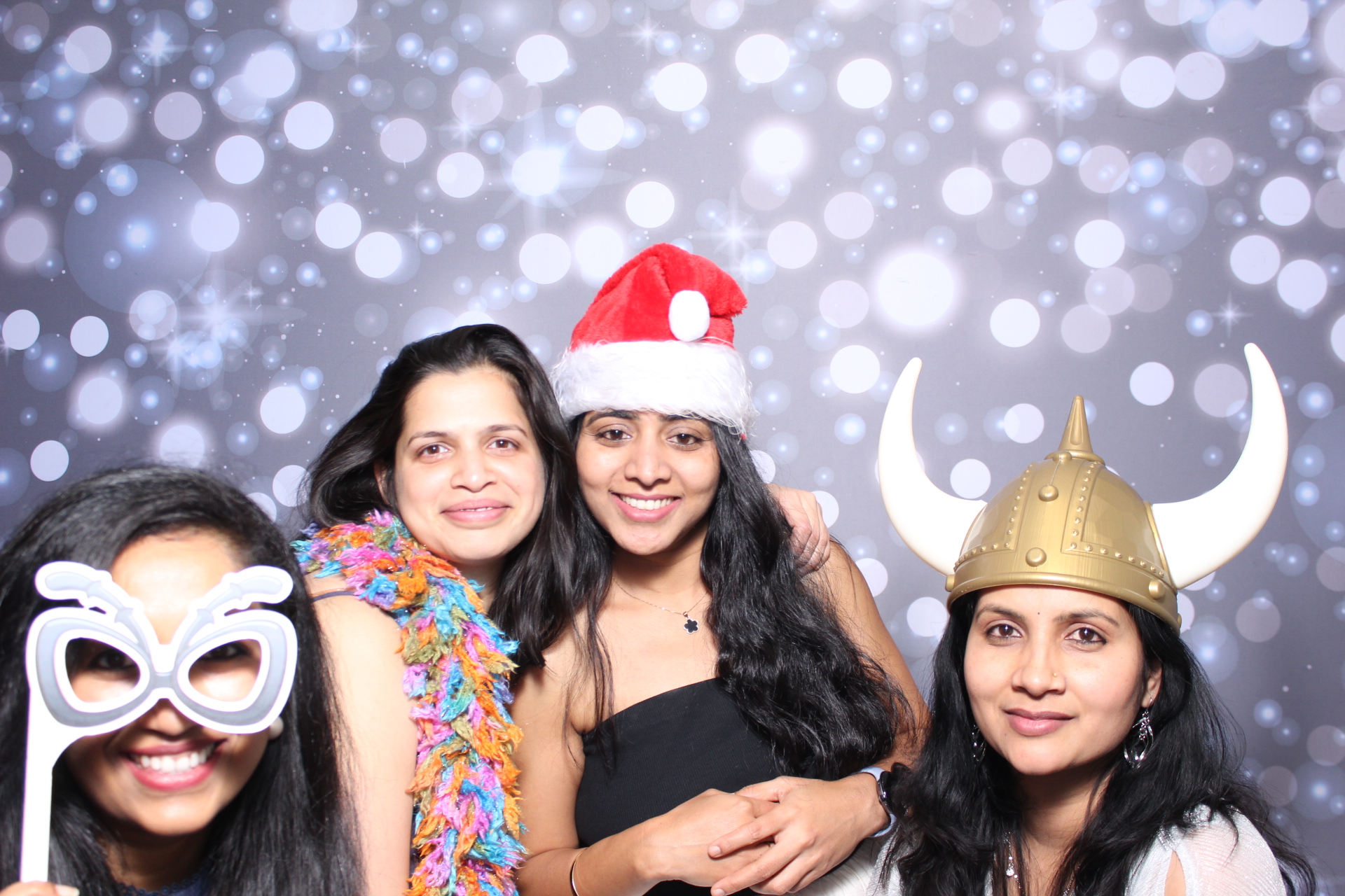 Capgemini Holiday Party | View more photos from the event at gallery.photoboothcincy.com/u/PhotoBoothCincy/Capgemini-Holiday-Party-1