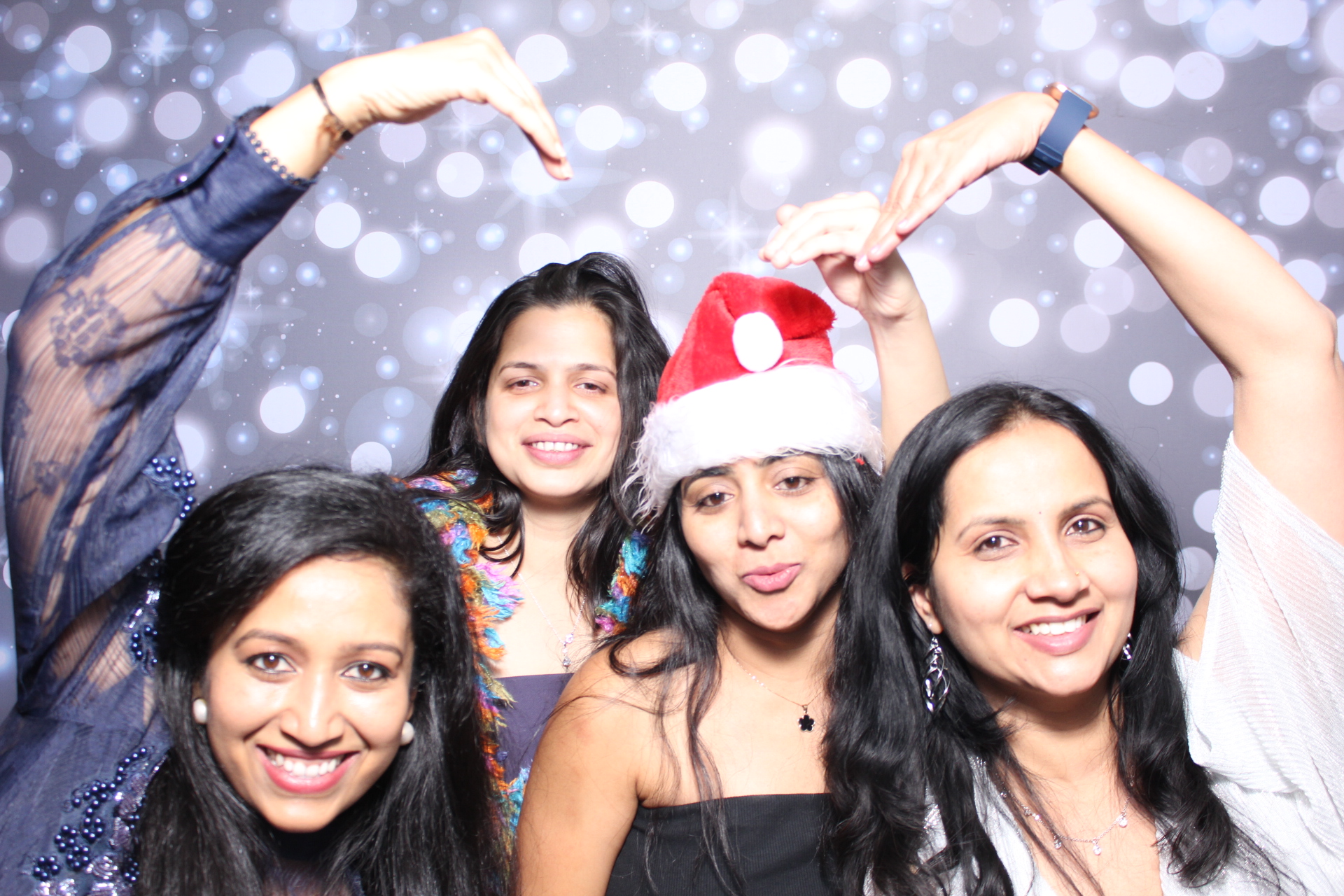 Capgemini Holiday Party | View more photos from the event at gallery.photoboothcincy.com/u/PhotoBoothCincy/Capgemini-Holiday-Party-1