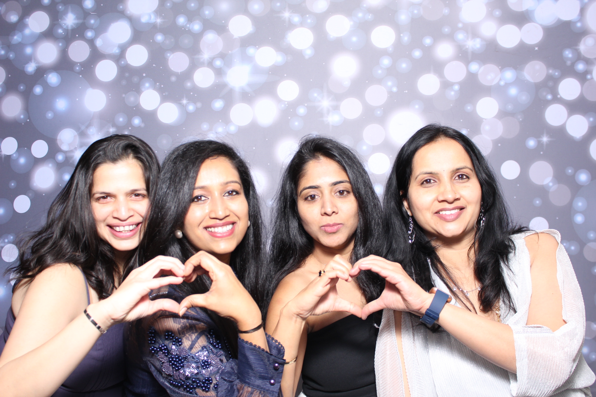 Capgemini Holiday Party | View more photos from the event at gallery.photoboothcincy.com/u/PhotoBoothCincy/Capgemini-Holiday-Party-1