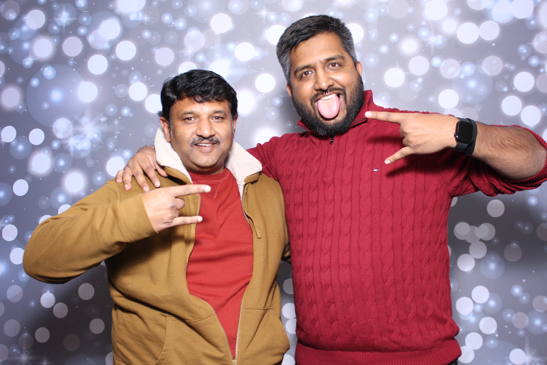 Capgemini Holiday Party | View more photos from the event at gallery.photoboothcincy.com/u/PhotoBoothCincy/Capgemini-Holiday-Party-1