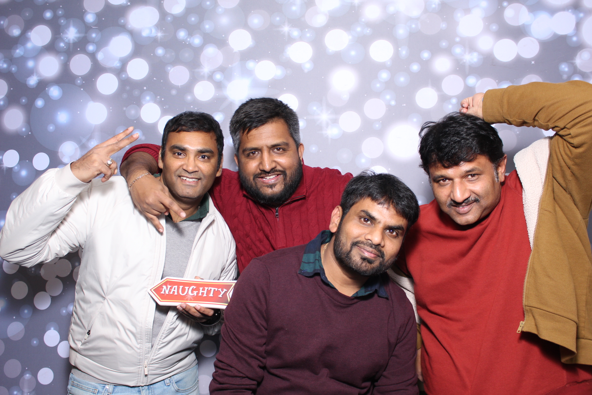 Capgemini Holiday Party | View more photos from the event at gallery.photoboothcincy.com/u/PhotoBoothCincy/Capgemini-Holiday-Party-1