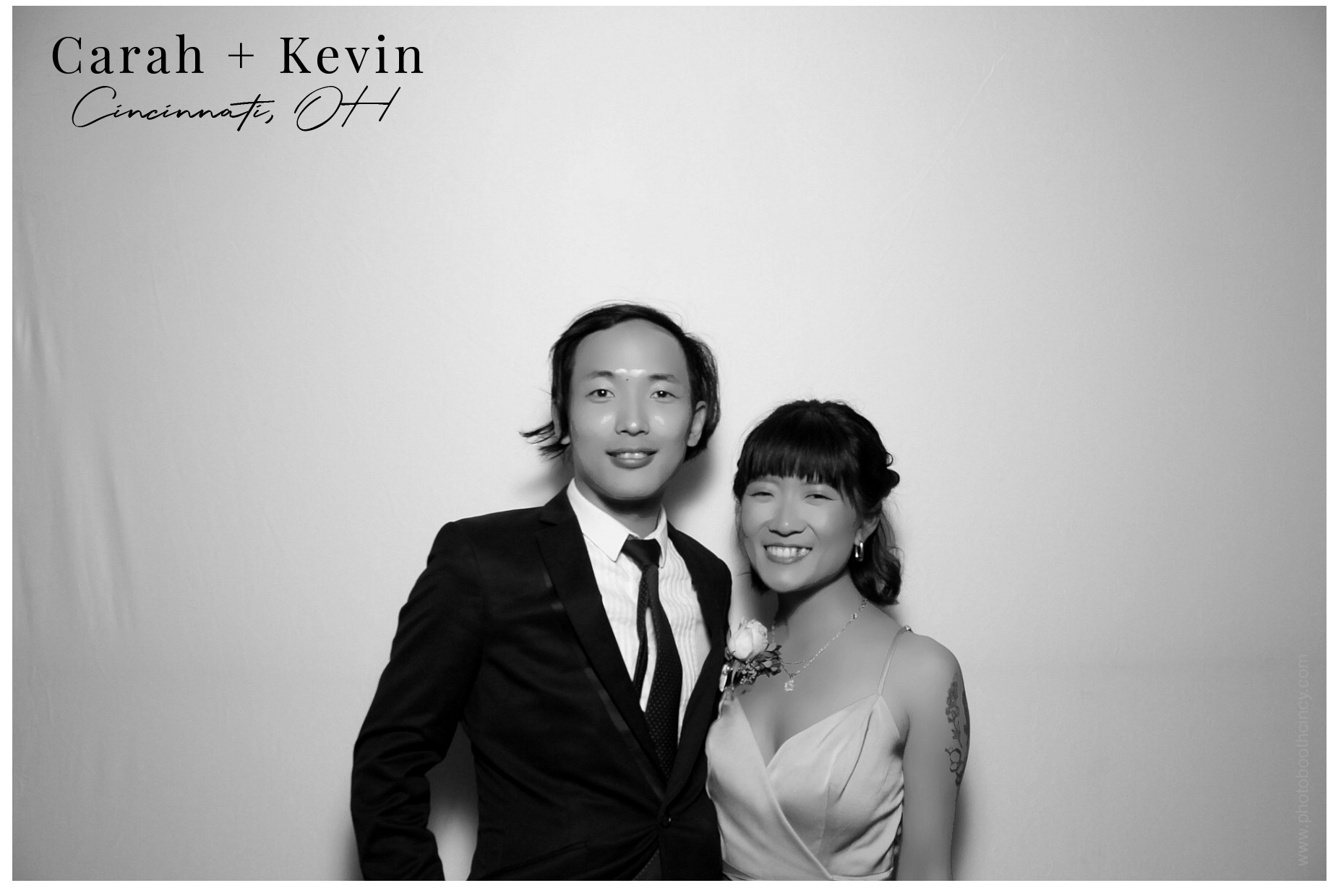 Carah & Kevin | View more photos from the event at gallery.photoboothcincy.com/u/PhotoBoothCincy/Carah-Kevin