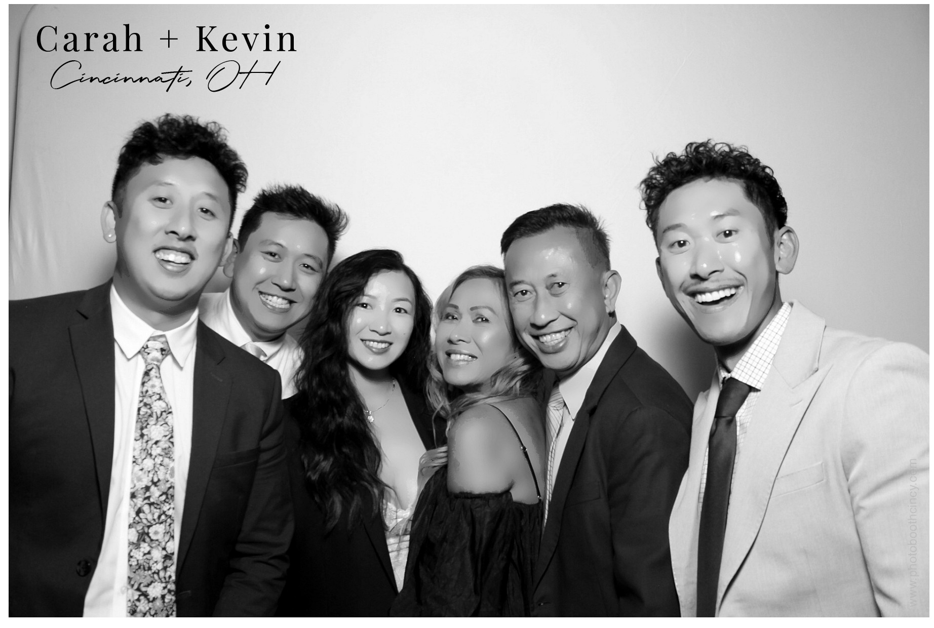 Carah & Kevin | View more photos from the event at gallery.photoboothcincy.com/u/PhotoBoothCincy/Carah-Kevin