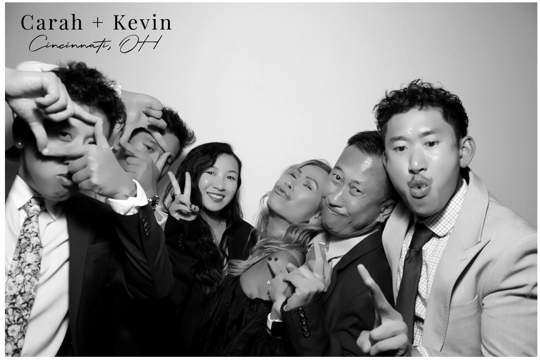 Carah & Kevin | View more photos from the event at gallery.photoboothcincy.com/u/PhotoBoothCincy/Carah-Kevin
