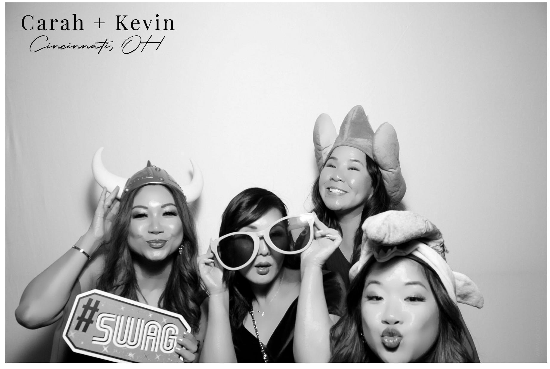 Carah & Kevin | View more photos from the event at gallery.photoboothcincy.com/u/PhotoBoothCincy/Carah-Kevin