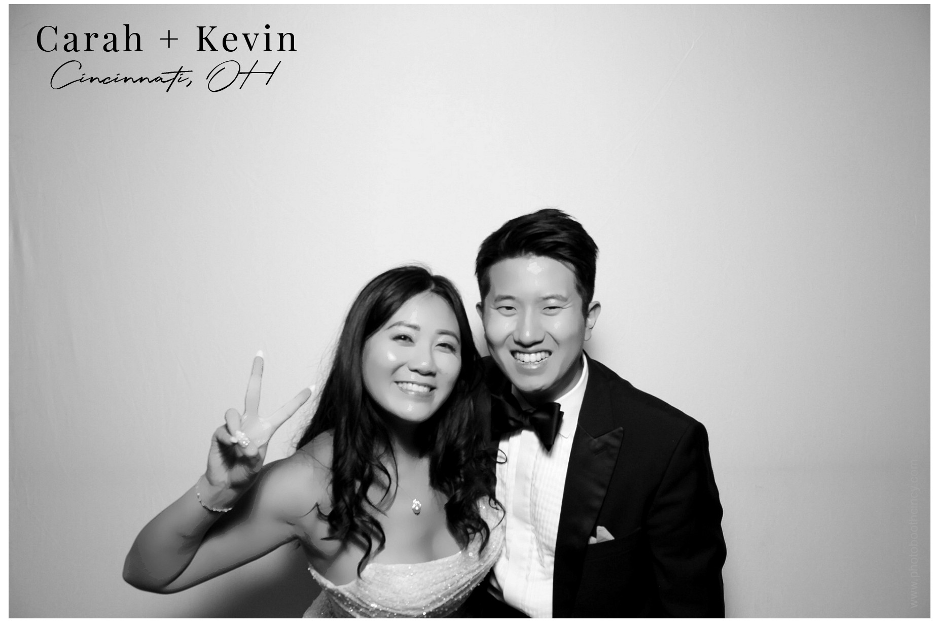 Carah & Kevin | View more photos from the event at gallery.photoboothcincy.com/u/PhotoBoothCincy/Carah-Kevin