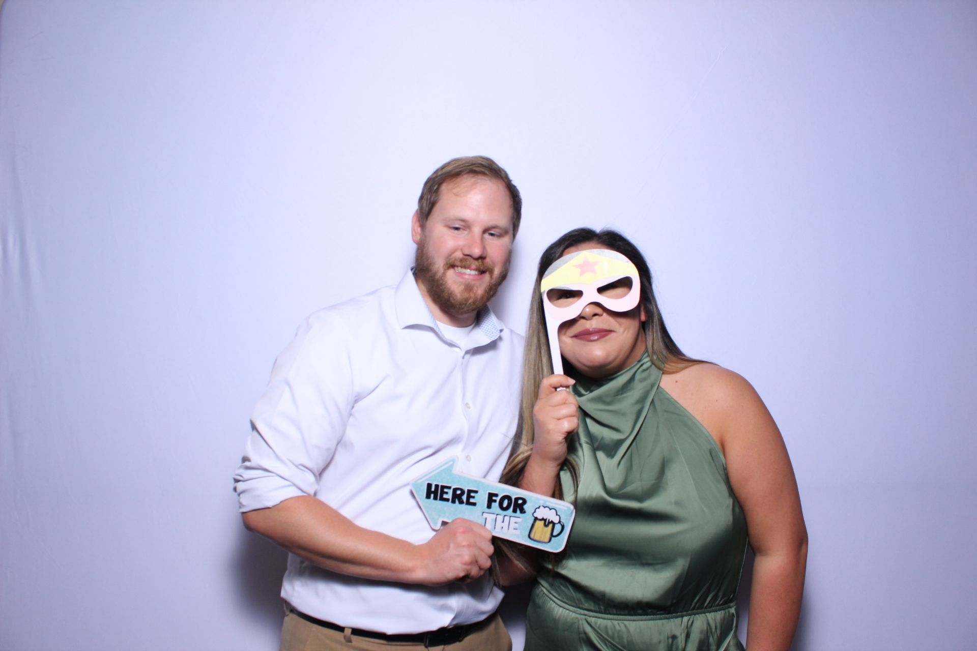 Carah & Kevin | View more photos from the event at gallery.photoboothcincy.com/u/PhotoBoothCincy/Carah-Kevin