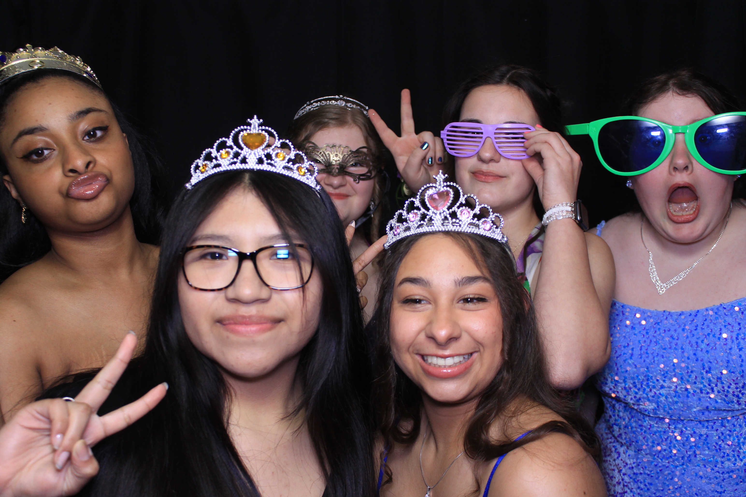 Carroll HS Prom | View more photos from the event at gallery.photoboothcincy.com/u/PhotoBoothCincy/Carroll-HS-Prom-0