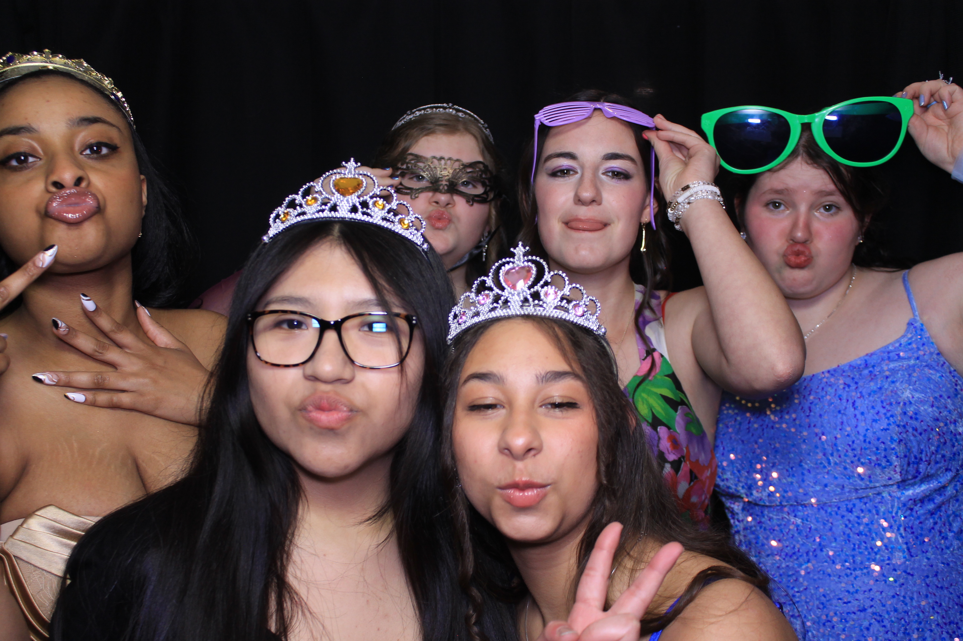 Carroll HS Prom | View more photos from the event at gallery.photoboothcincy.com/u/PhotoBoothCincy/Carroll-HS-Prom-0