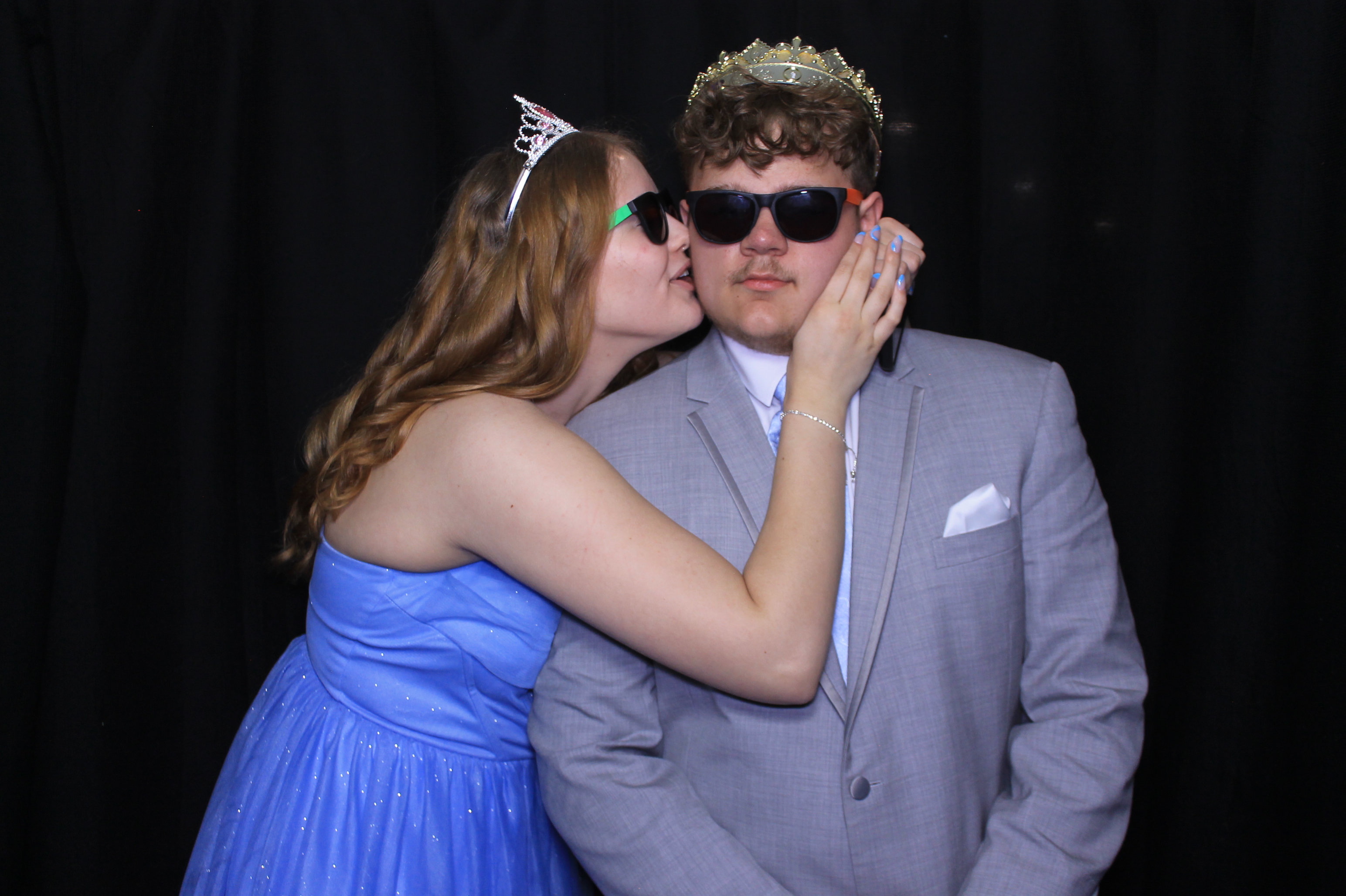 Carroll HS Prom | View more photos from the event at gallery.photoboothcincy.com/u/PhotoBoothCincy/Carroll-HS-Prom-0